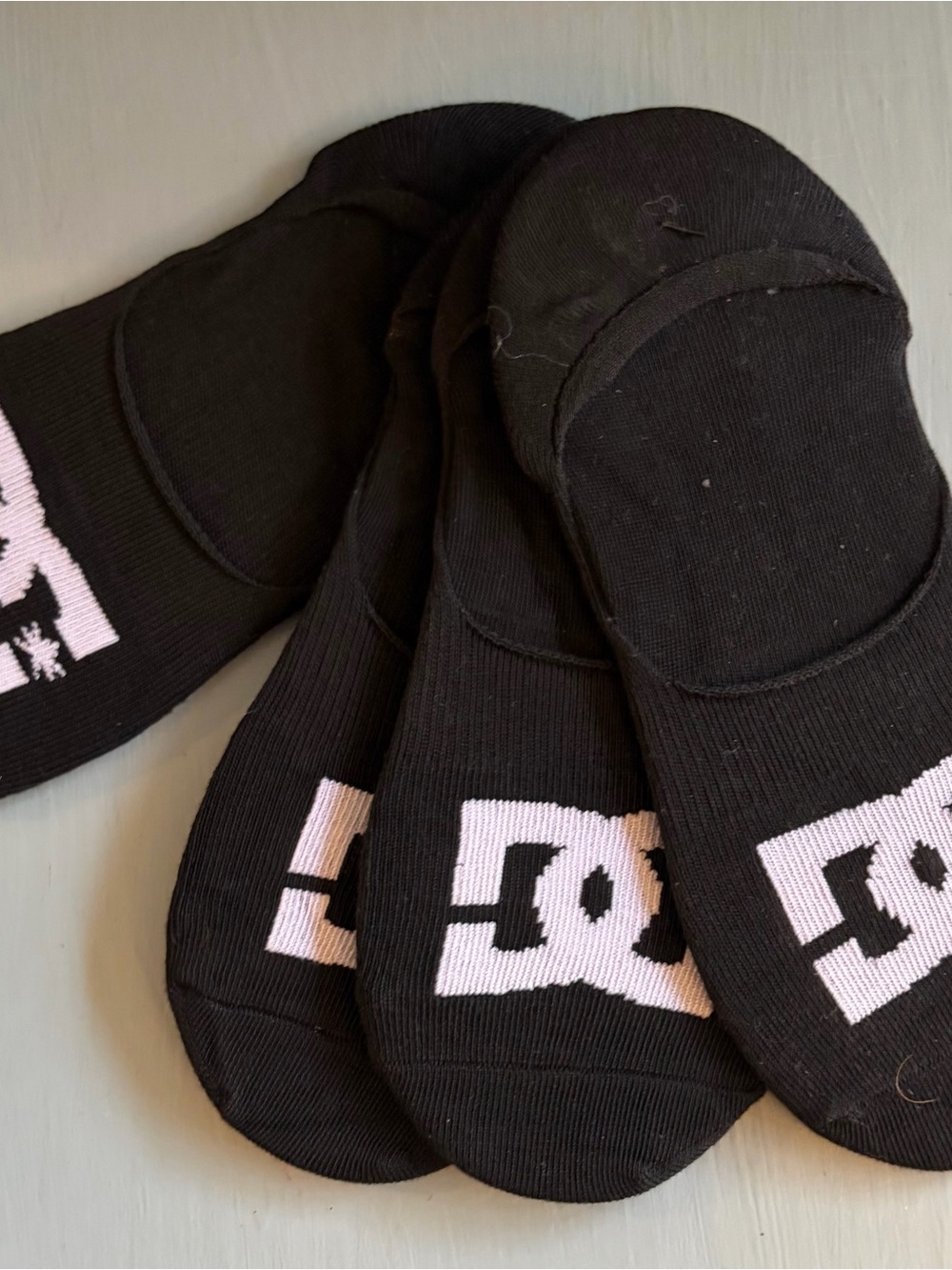 DC Black No-Show Socks with White Logo - 4 Pack